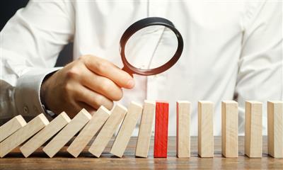 نگاهی به آزمون‌های فشار در صنعت بیمه